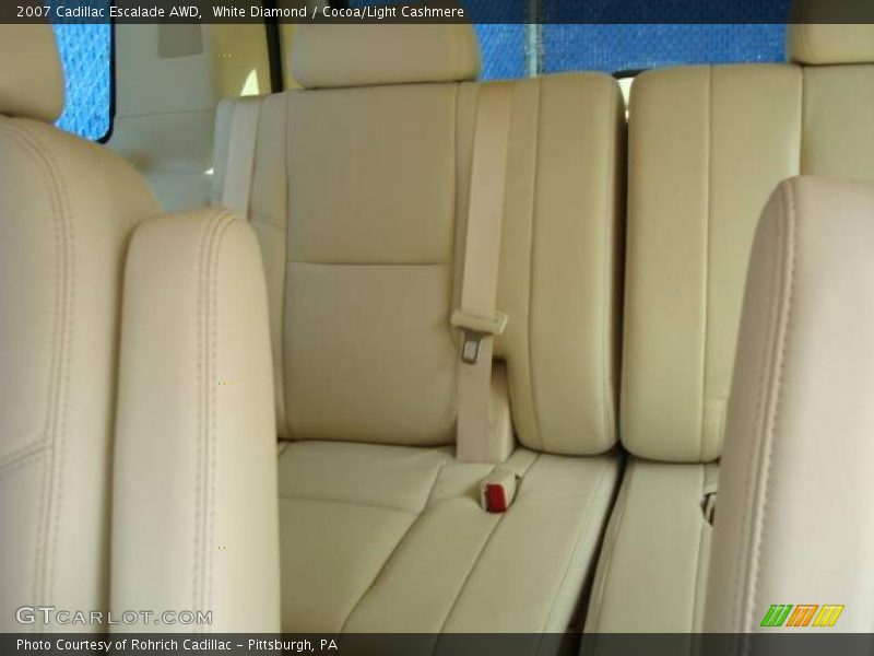 White Diamond / Cocoa/Light Cashmere 2007 Cadillac Escalade AWD