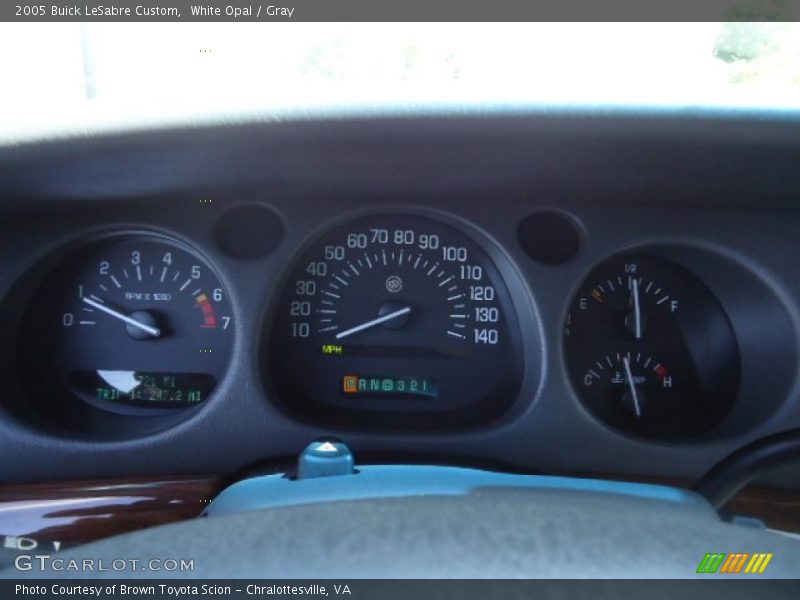 White Opal / Gray 2005 Buick LeSabre Custom