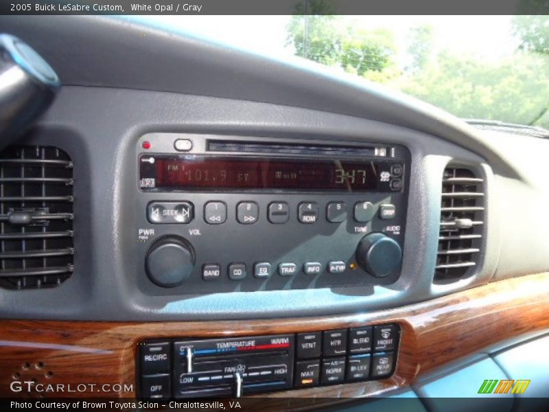 White Opal / Gray 2005 Buick LeSabre Custom