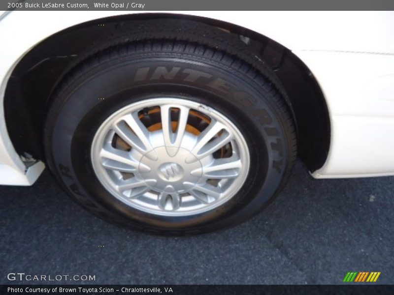 White Opal / Gray 2005 Buick LeSabre Custom