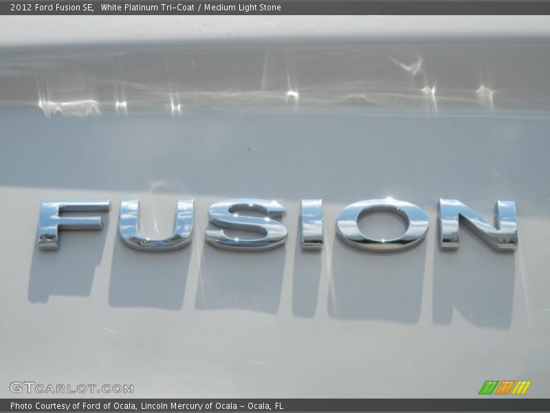 White Platinum Tri-Coat / Medium Light Stone 2012 Ford Fusion SE
