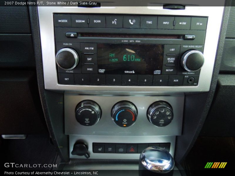 Stone White / Dark Slate Gray 2007 Dodge Nitro R/T