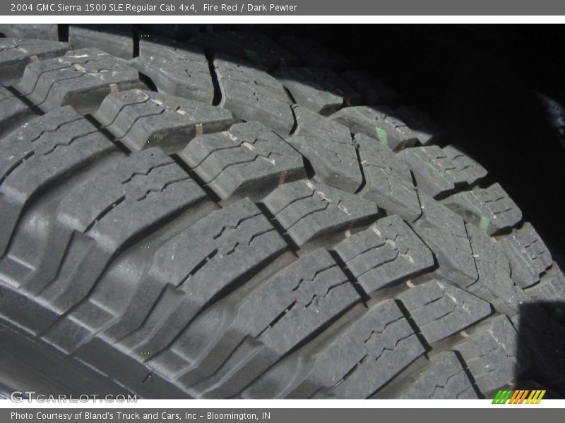 Fire Red / Dark Pewter 2004 GMC Sierra 1500 SLE Regular Cab 4x4
