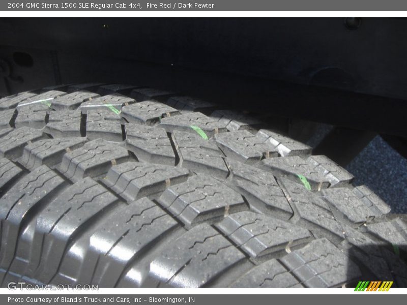 Fire Red / Dark Pewter 2004 GMC Sierra 1500 SLE Regular Cab 4x4