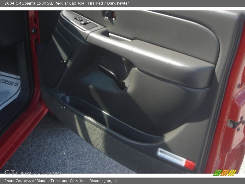 Fire Red / Dark Pewter 2004 GMC Sierra 1500 SLE Regular Cab 4x4