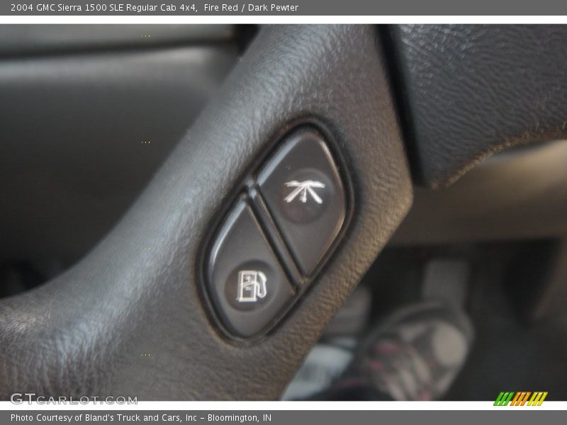Fire Red / Dark Pewter 2004 GMC Sierra 1500 SLE Regular Cab 4x4