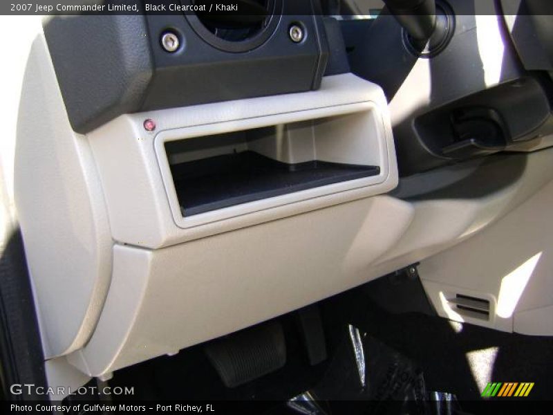 Black Clearcoat / Khaki 2007 Jeep Commander Limited