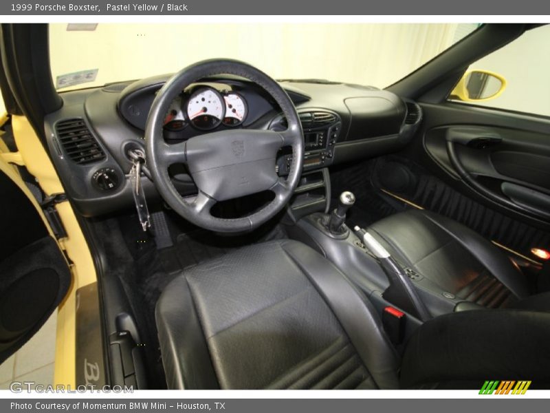 Dashboard of 1999 Boxster 