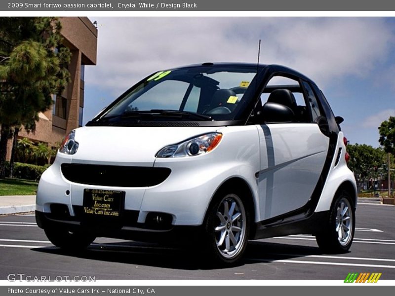 Crystal White / Design Black 2009 Smart fortwo passion cabriolet