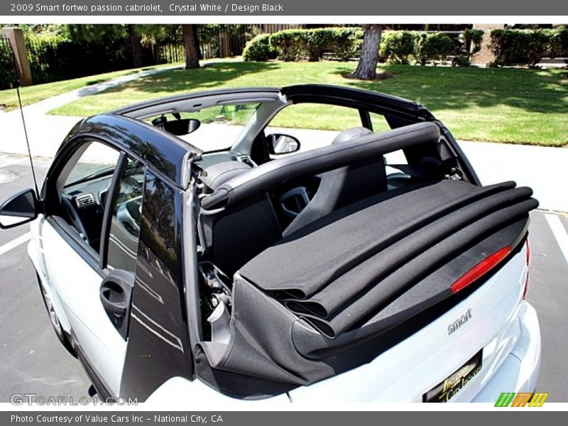 Crystal White / Design Black 2009 Smart fortwo passion cabriolet