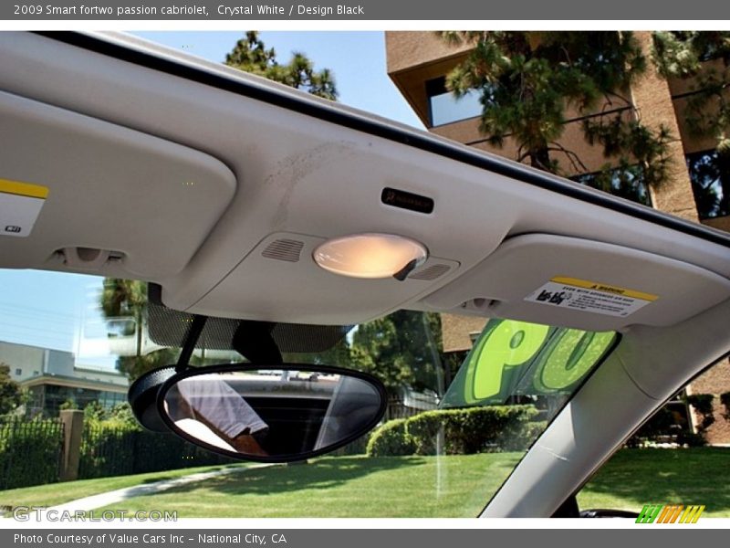 Crystal White / Design Black 2009 Smart fortwo passion cabriolet