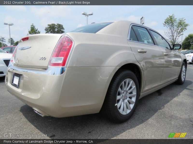 Cashmere Pearl / Black/Light Frost Beige 2012 Chrysler 300