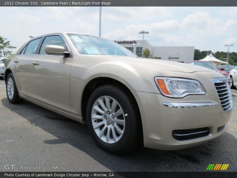 Cashmere Pearl / Black/Light Frost Beige 2012 Chrysler 300