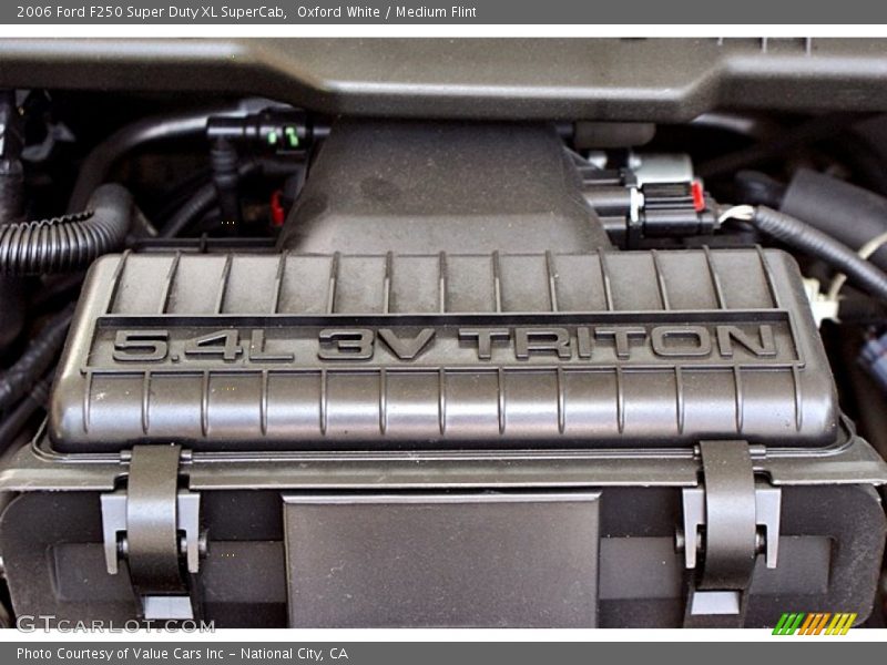  2006 F250 Super Duty XL SuperCab Logo