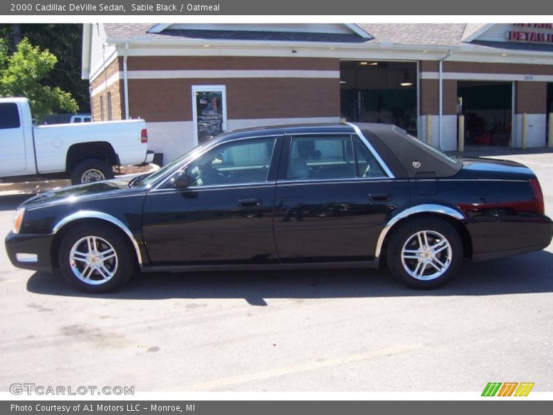 Sable Black / Oatmeal 2000 Cadillac DeVille Sedan