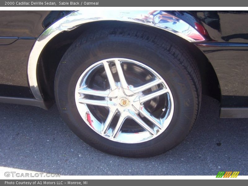 Sable Black / Oatmeal 2000 Cadillac DeVille Sedan