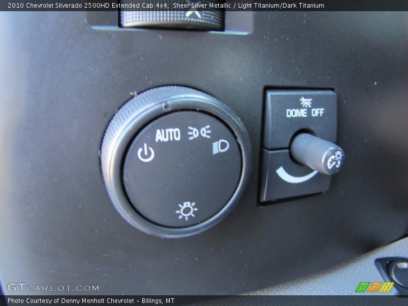 Controls of 2010 Silverado 2500HD Extended Cab 4x4
