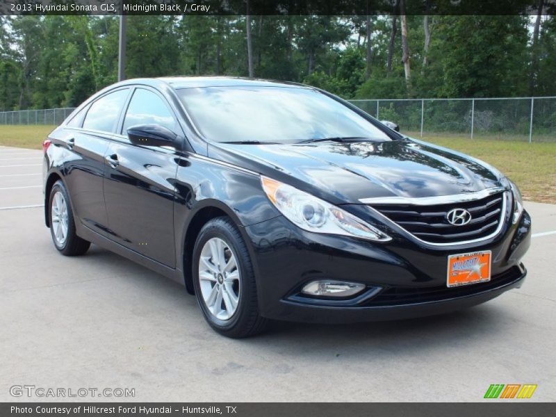 Midnight Black / Gray 2013 Hyundai Sonata GLS