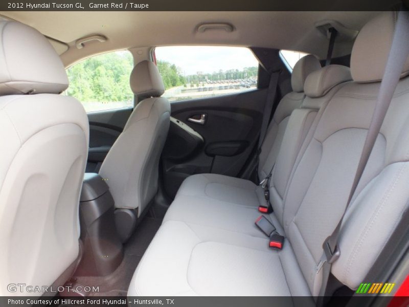 Garnet Red / Taupe 2012 Hyundai Tucson GL