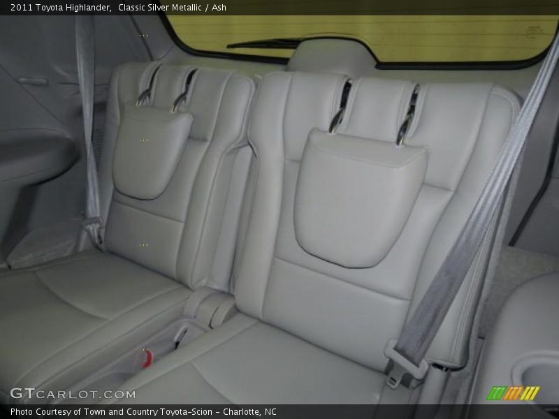 Classic Silver Metallic / Ash 2011 Toyota Highlander