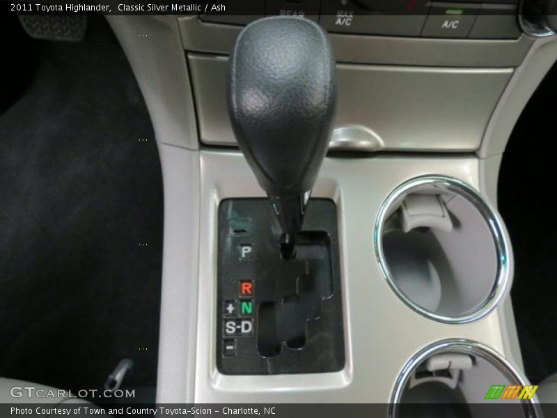 Classic Silver Metallic / Ash 2011 Toyota Highlander