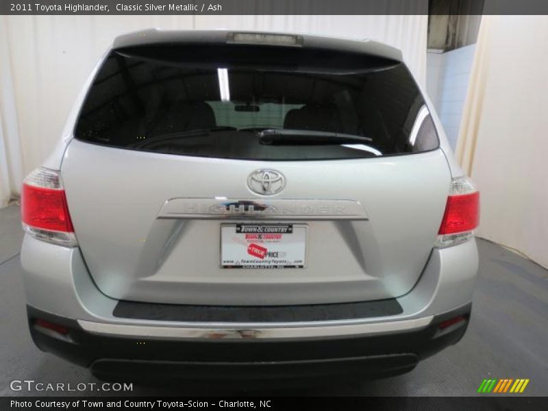 Classic Silver Metallic / Ash 2011 Toyota Highlander