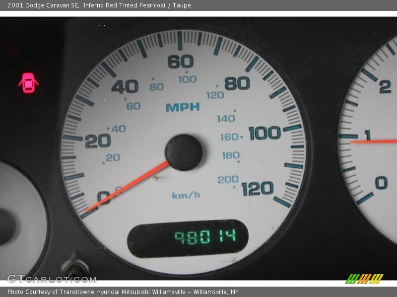 Inferno Red Tinted Pearlcoat / Taupe 2001 Dodge Caravan SE