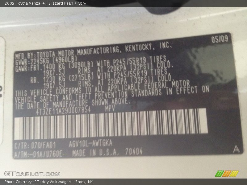 Blizzard Pearl / Ivory 2009 Toyota Venza I4