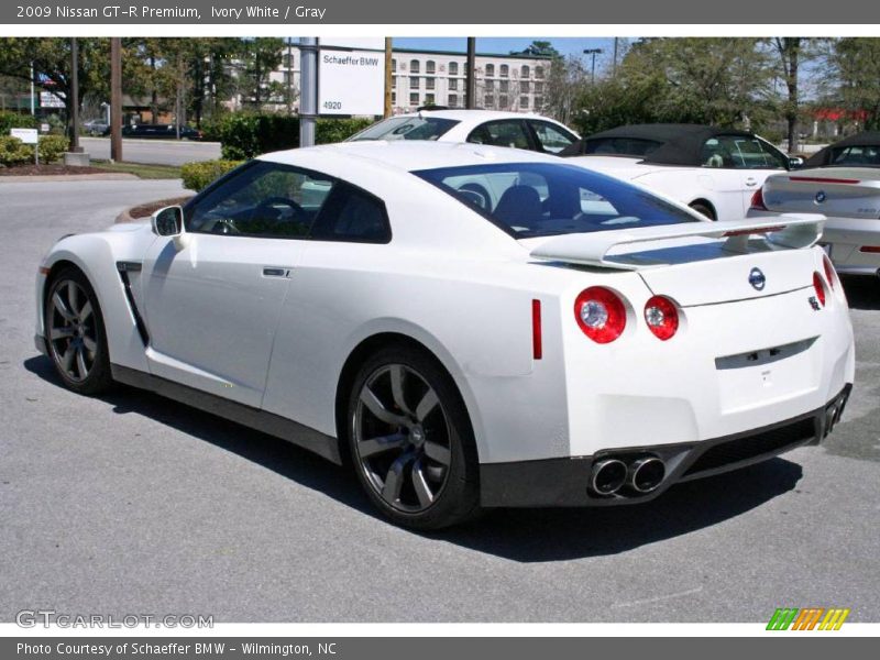 Ivory White / Gray 2009 Nissan GT-R Premium