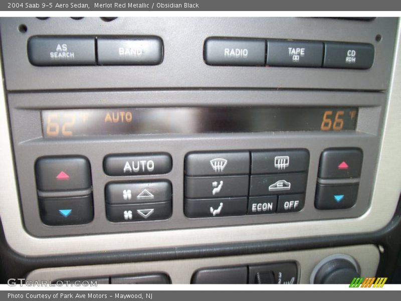 Controls of 2004 9-5 Aero Sedan