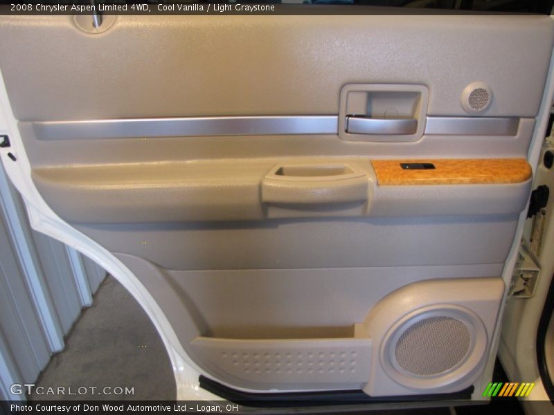 Cool Vanilla / Light Graystone 2008 Chrysler Aspen Limited 4WD