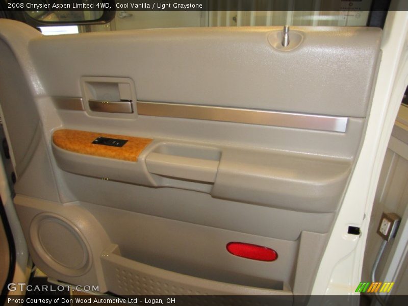 Cool Vanilla / Light Graystone 2008 Chrysler Aspen Limited 4WD