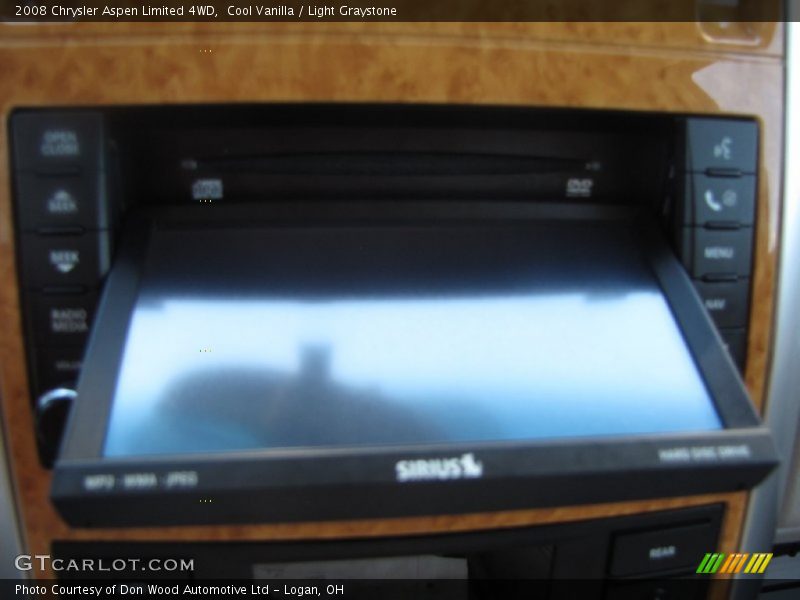 Cool Vanilla / Light Graystone 2008 Chrysler Aspen Limited 4WD