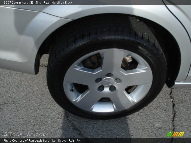 Silver Pearl Metallic / Black 2007 Saturn Aura XE