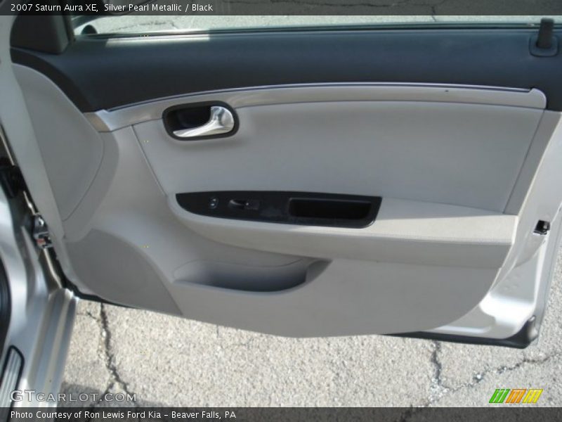 Silver Pearl Metallic / Black 2007 Saturn Aura XE