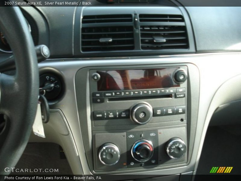 Silver Pearl Metallic / Black 2007 Saturn Aura XE