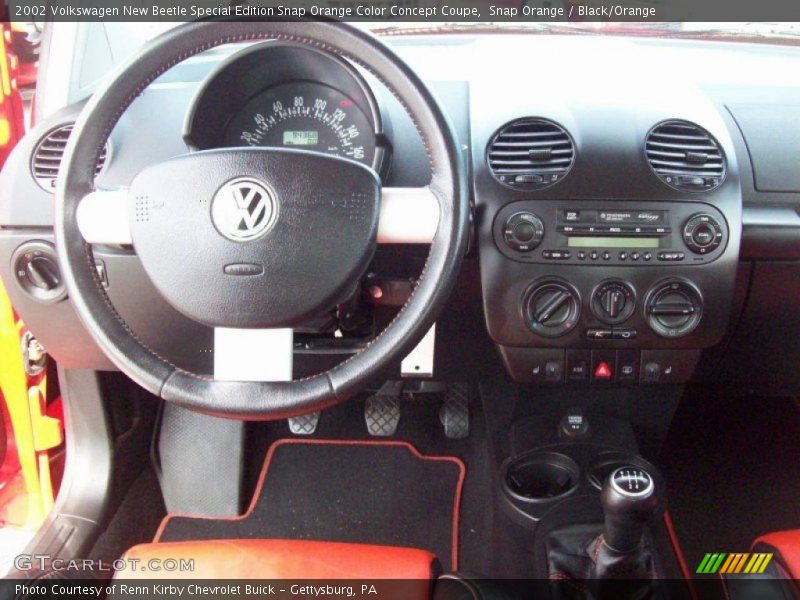 Snap Orange / Black/Orange 2002 Volkswagen New Beetle Special Edition Snap Orange Color Concept Coupe