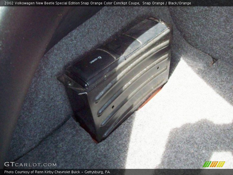 Snap Orange / Black/Orange 2002 Volkswagen New Beetle Special Edition Snap Orange Color Concept Coupe