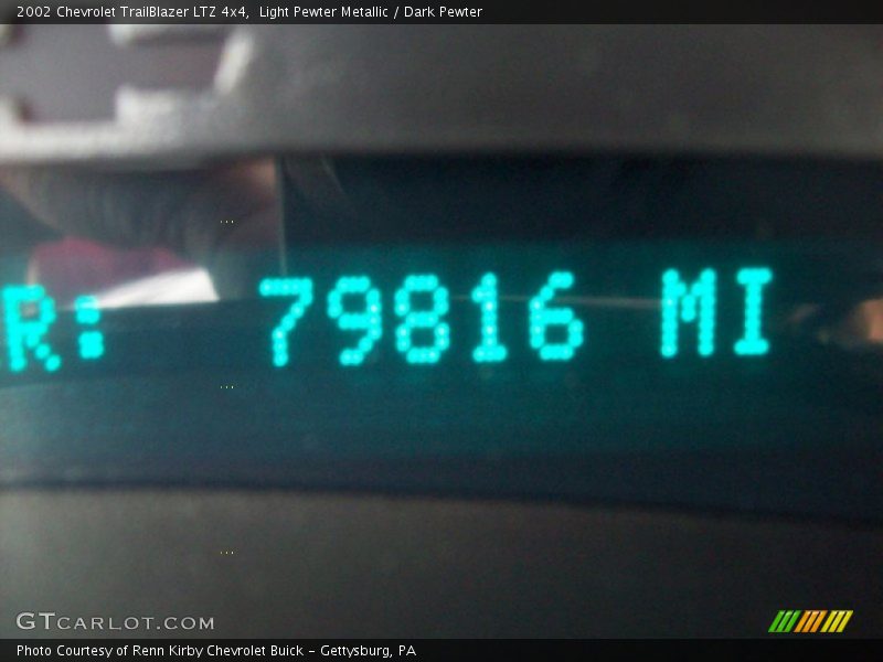 Light Pewter Metallic / Dark Pewter 2002 Chevrolet TrailBlazer LTZ 4x4