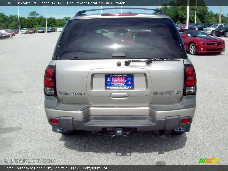 Light Pewter Metallic / Dark Pewter 2002 Chevrolet TrailBlazer LTZ 4x4