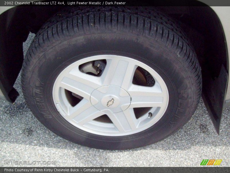 Light Pewter Metallic / Dark Pewter 2002 Chevrolet TrailBlazer LTZ 4x4