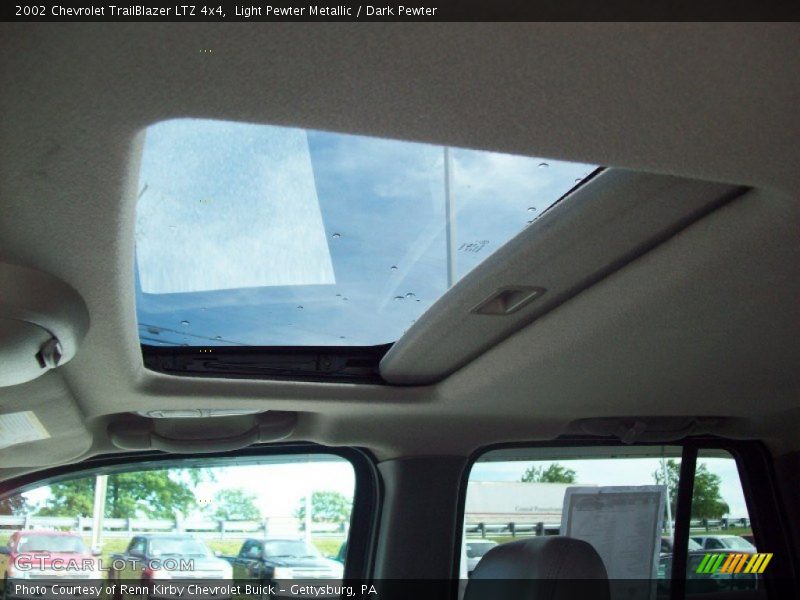Light Pewter Metallic / Dark Pewter 2002 Chevrolet TrailBlazer LTZ 4x4