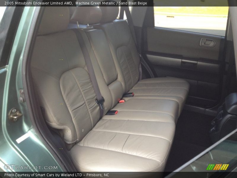 Machine Green Metallic / Sand Blast Beige 2005 Mitsubishi Endeavor Limited AWD