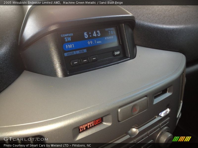 Controls of 2005 Endeavor Limited AWD