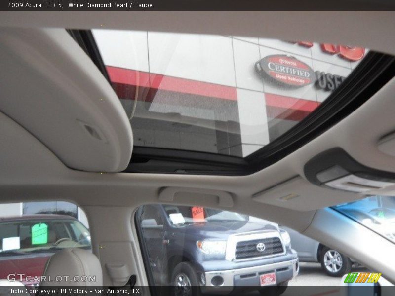 White Diamond Pearl / Taupe 2009 Acura TL 3.5