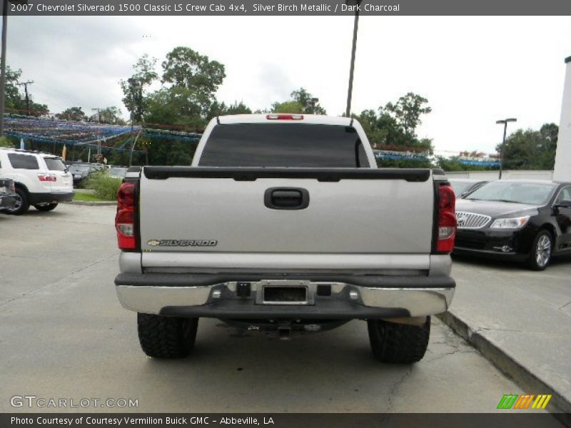 Silver Birch Metallic / Dark Charcoal 2007 Chevrolet Silverado 1500 Classic LS Crew Cab 4x4