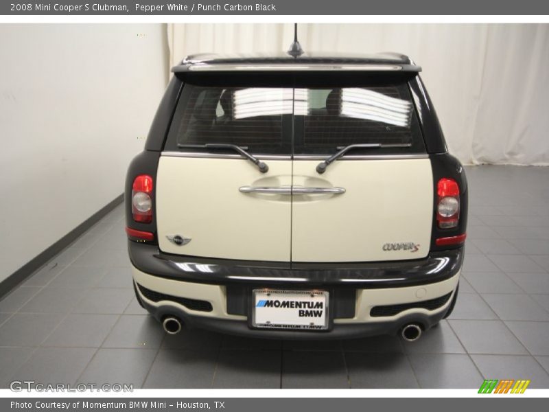 Pepper White / Punch Carbon Black 2008 Mini Cooper S Clubman