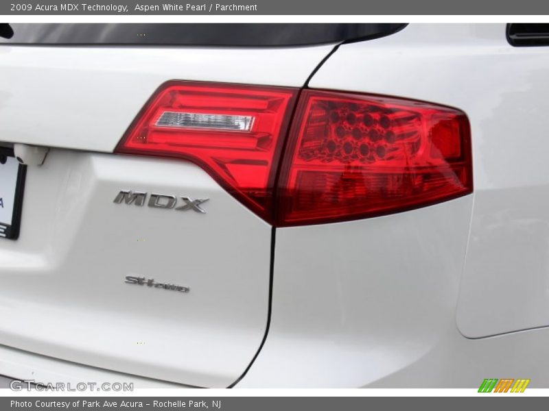 Aspen White Pearl / Parchment 2009 Acura MDX Technology