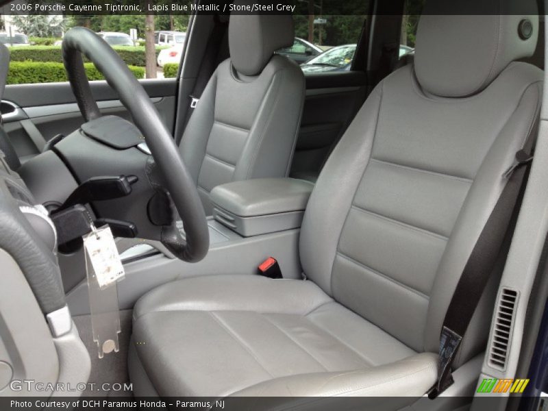 Front Seat of 2006 Cayenne Tiptronic