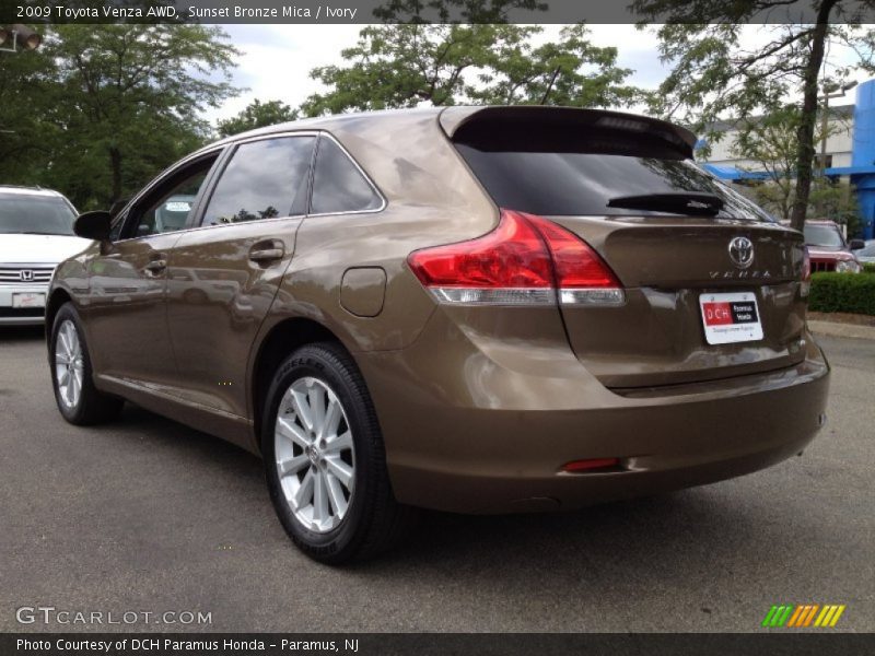 Sunset Bronze Mica / Ivory 2009 Toyota Venza AWD